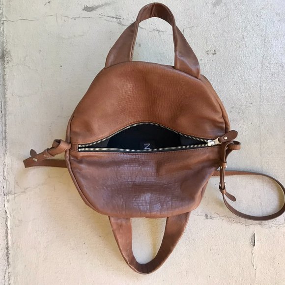 Znomina Cognac Leather Purse - Picture 4 of 8